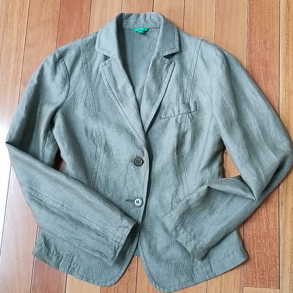 Business Suit